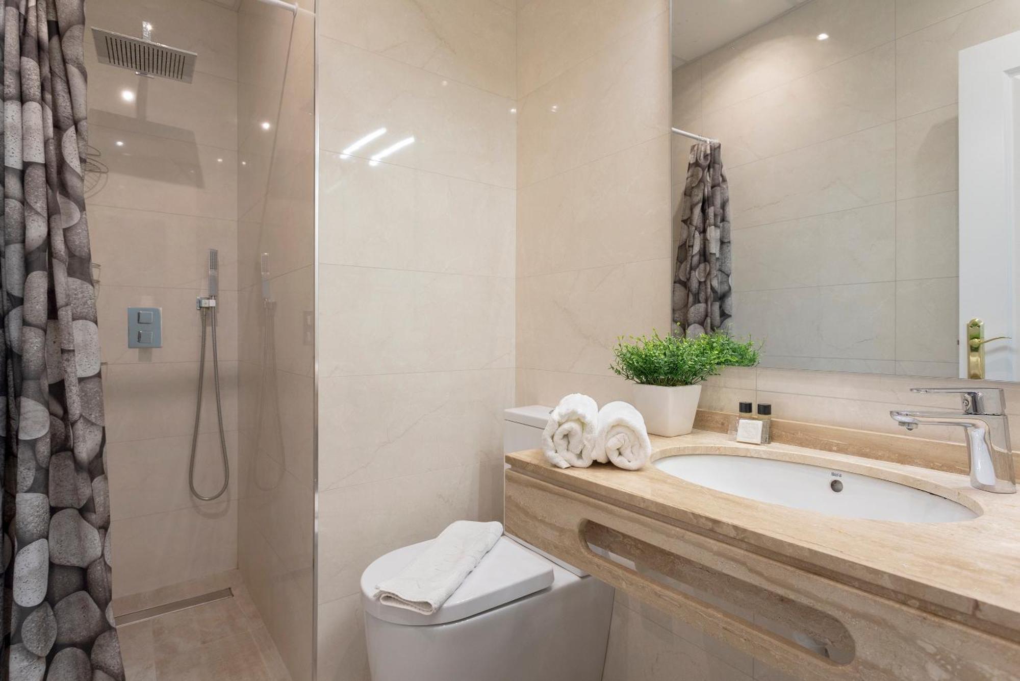 Apartamento Reformado En Malaga Centro By Rent Me Eksteriør bilde